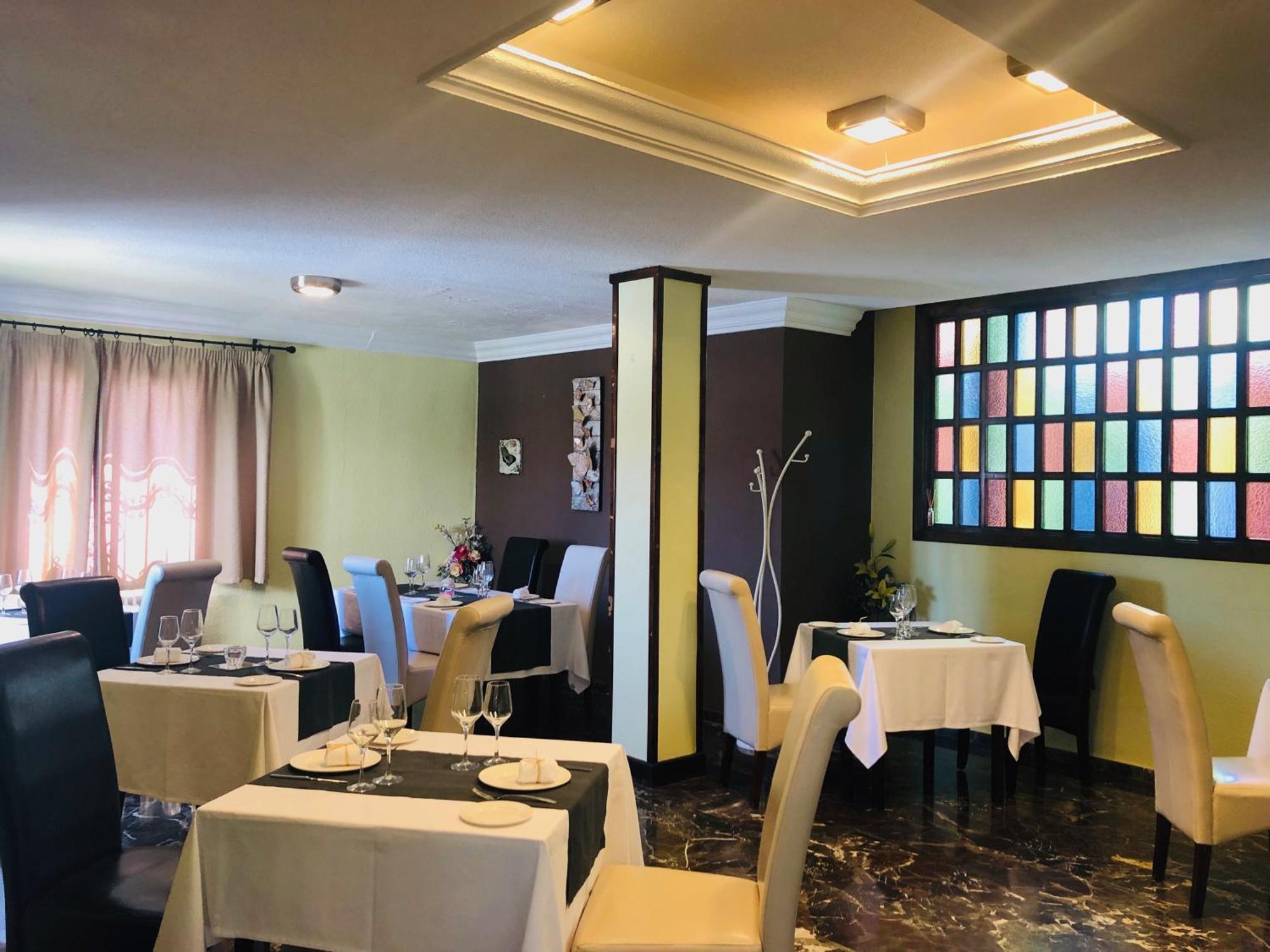 Hotel Puerta Nazari Орхіва Екстер'єр фото