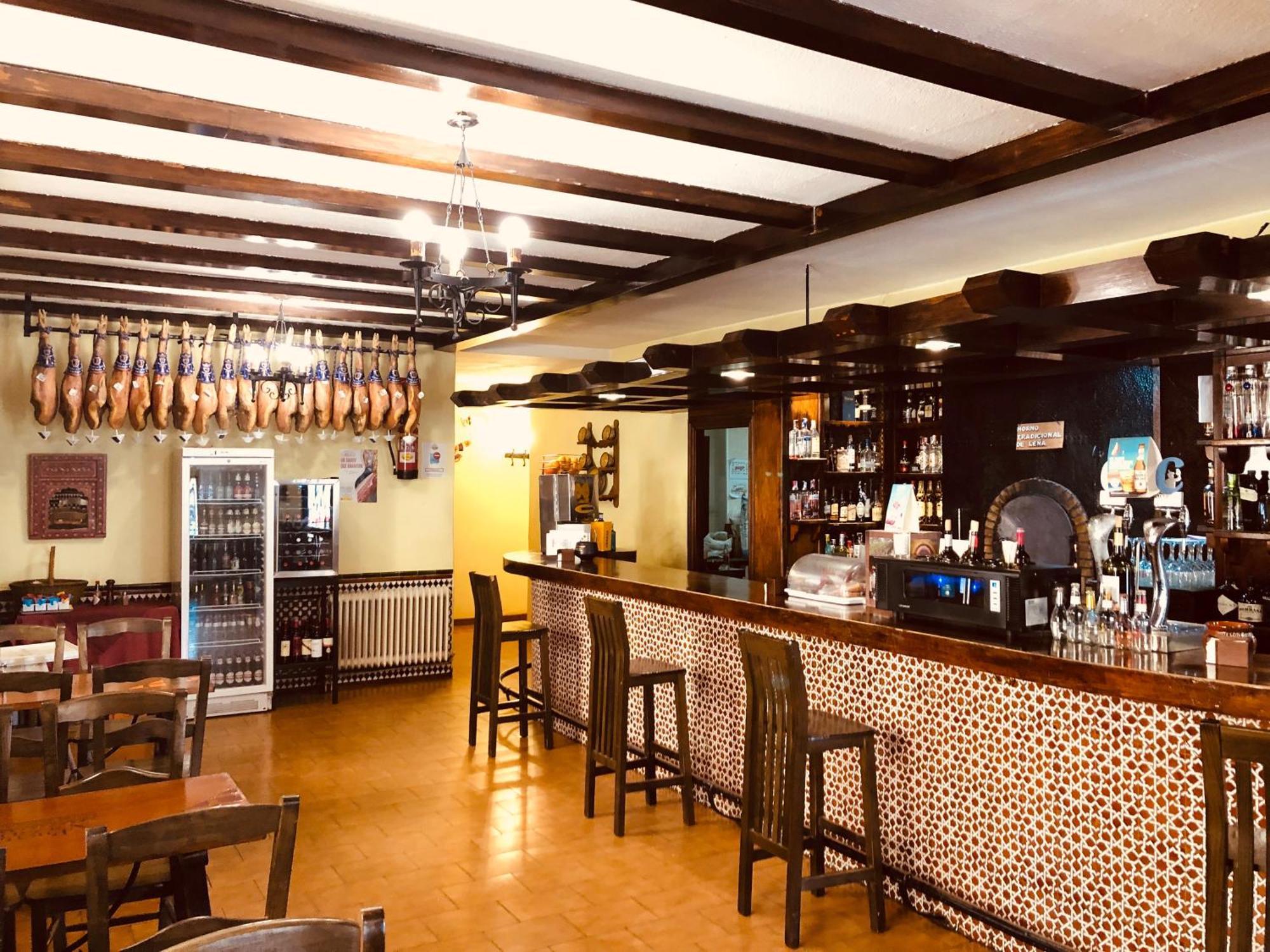 Hotel Puerta Nazari Орхіва Екстер'єр фото
