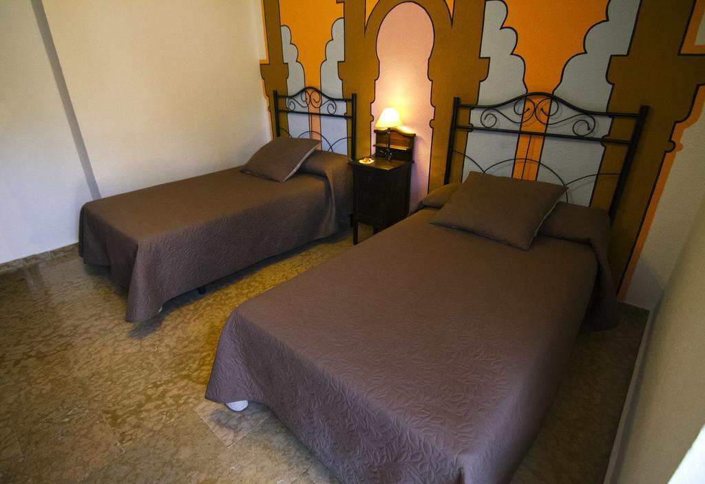 Hotel Puerta Nazari Орхіва Екстер'єр фото