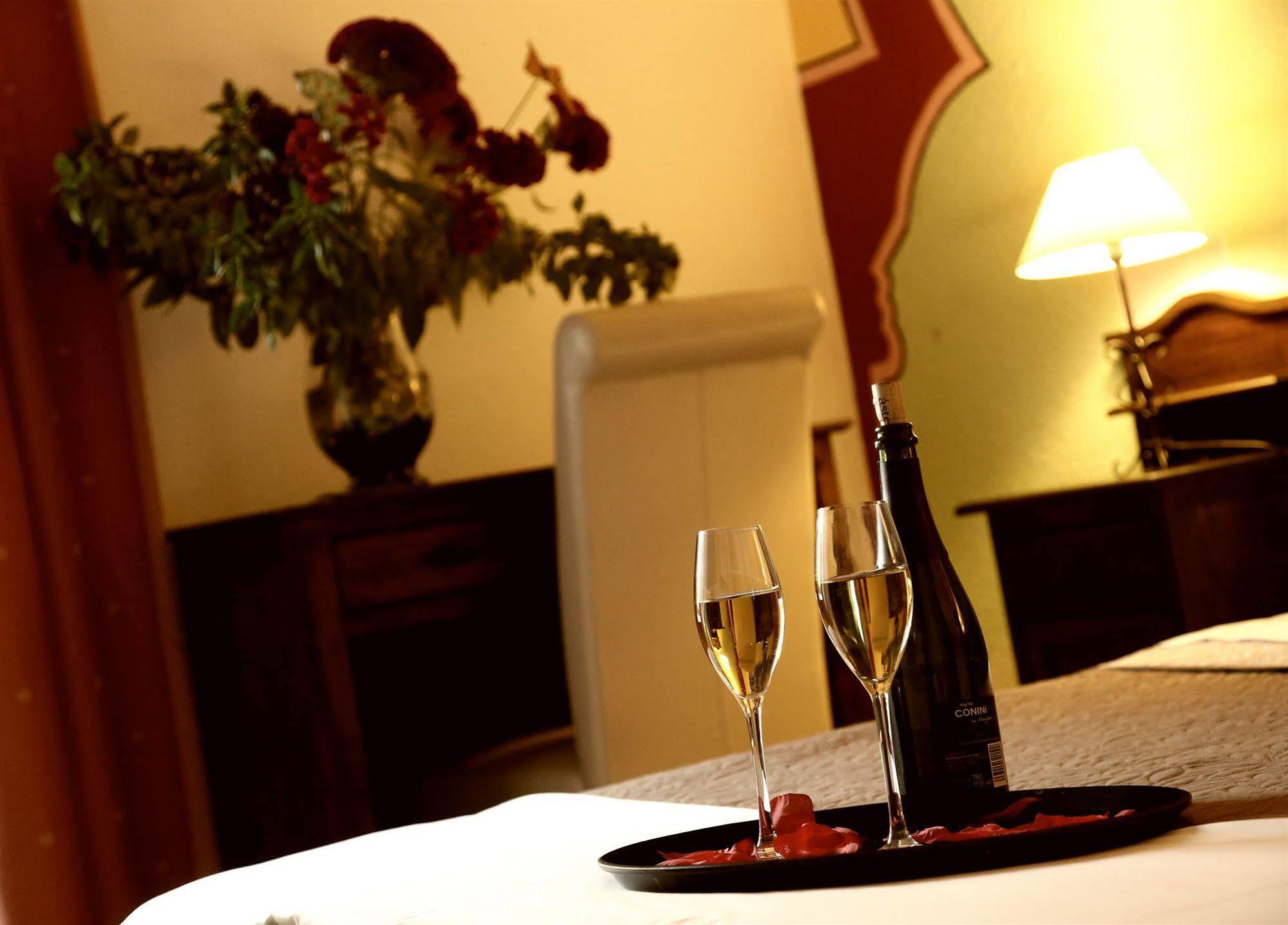Hotel Puerta Nazari Орхіва Екстер'єр фото