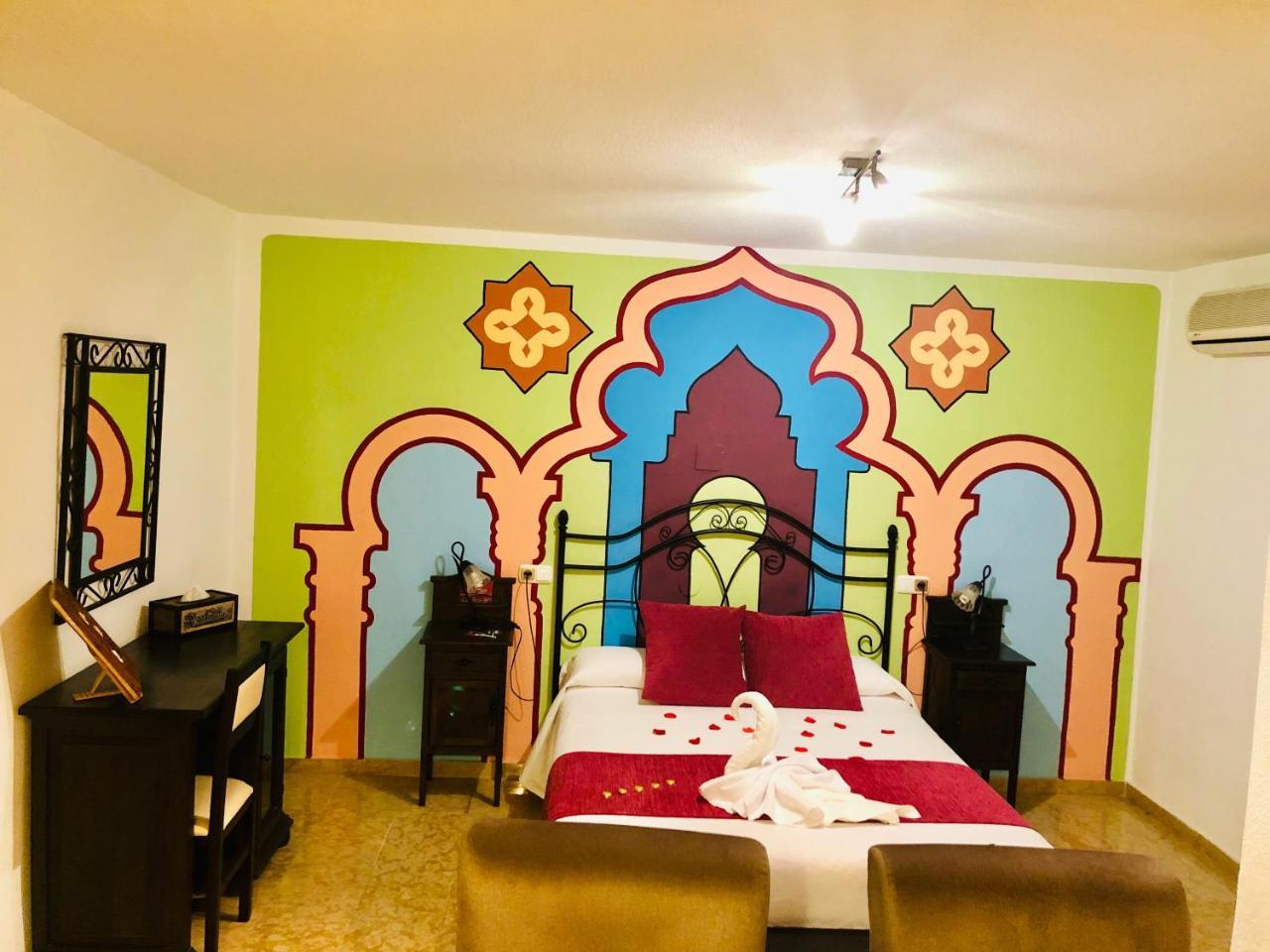 Hotel Puerta Nazari Орхіва Екстер'єр фото